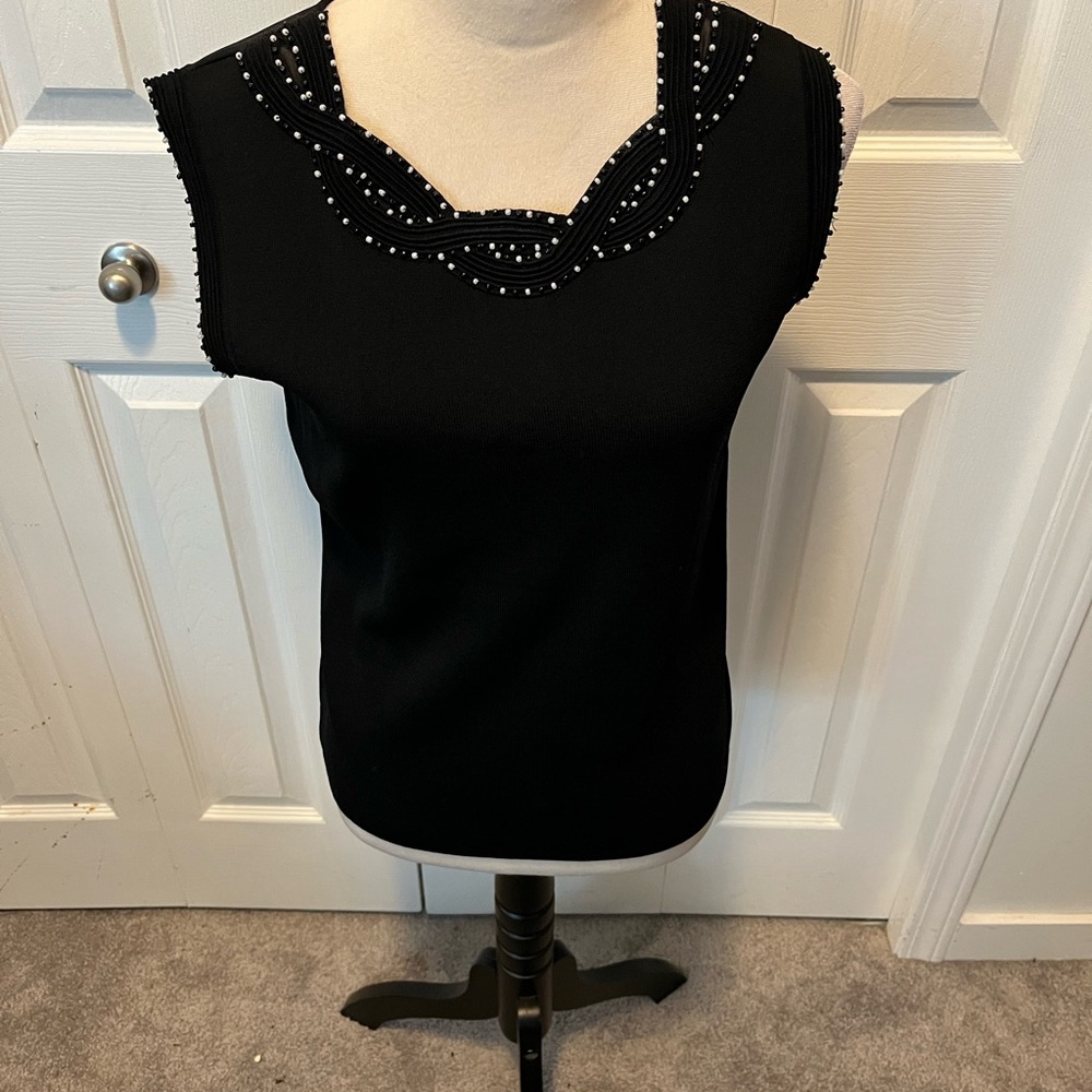 Bellisma size L Elegant Black Sleeveless Top